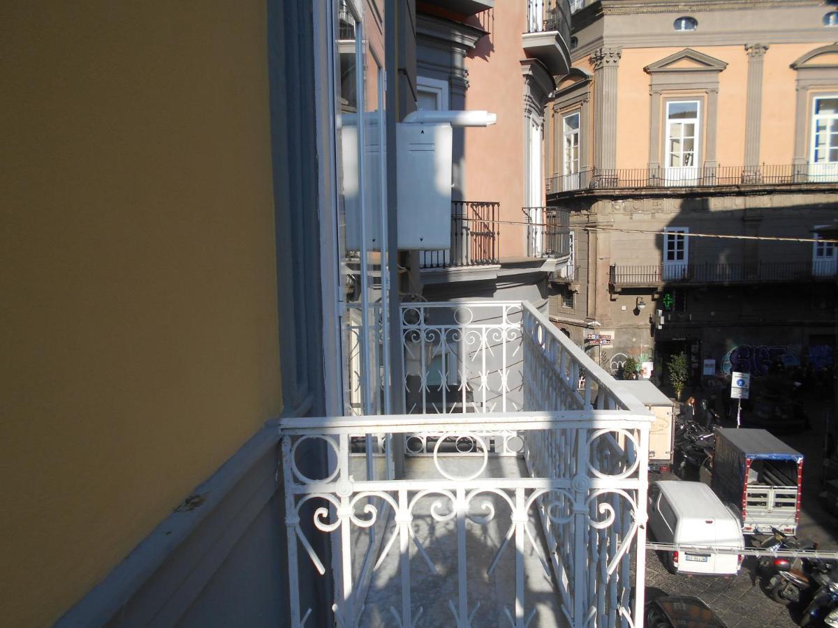 Manuela Apartments San Domenico Centro Storico Nápoles Exterior foto